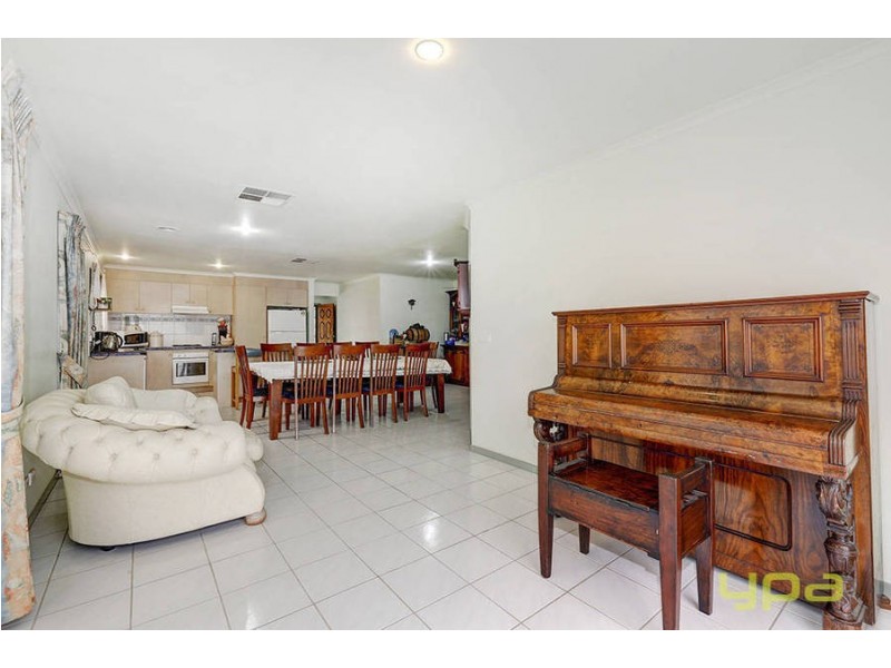 4 Lyon Court, Hoppers Crossing VIC 3029