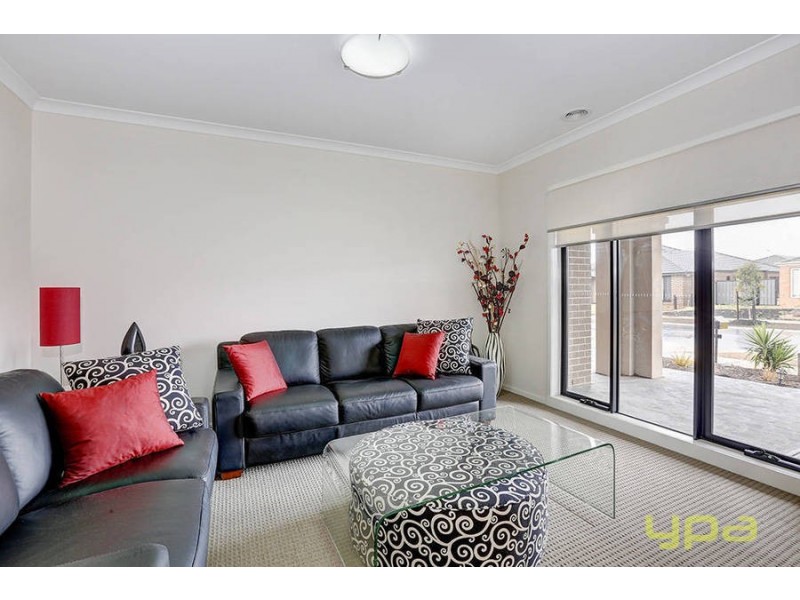 13 Brookwood Street, Tarneit VIC 3029