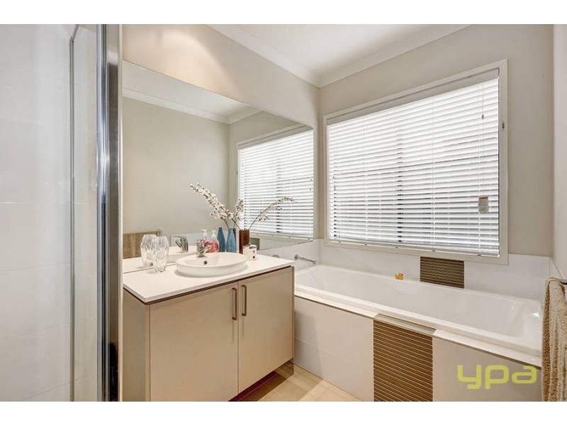 13 Brookwood Street, Tarneit VIC 3029