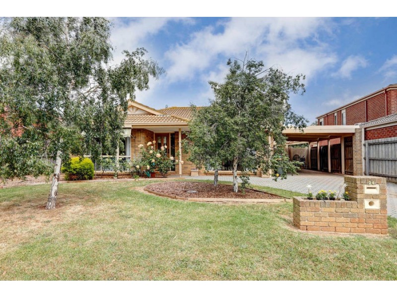24 Trevally Close, Werribee South VIC 3030