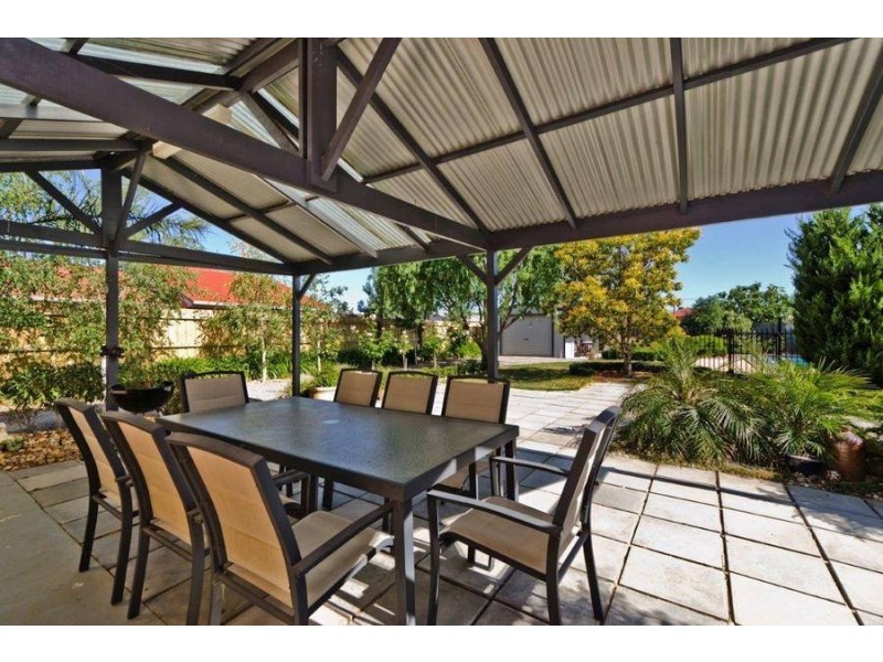 12 Waterloo Court, Hoppers Crossing VIC 3029