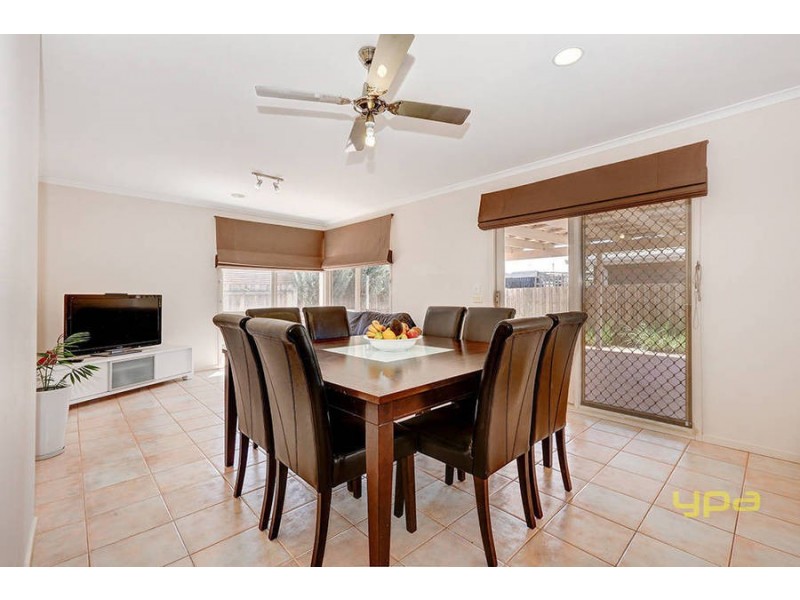 332 Hogans Road, Hoppers Crossing VIC 3029