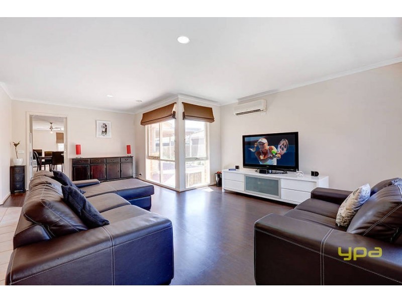 332 Hogans Road, Hoppers Crossing VIC 3029