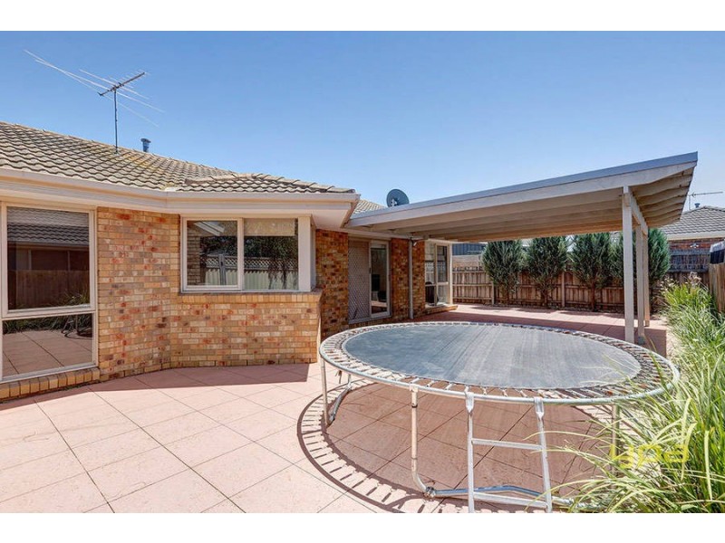 332 Hogans Road, Hoppers Crossing VIC 3029
