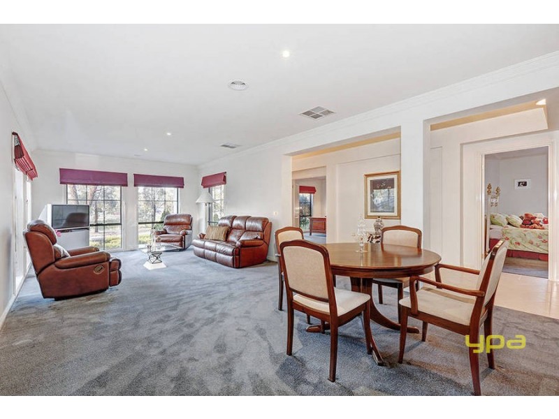 56 Thomas Carr Drive, Tarneit VIC 3029