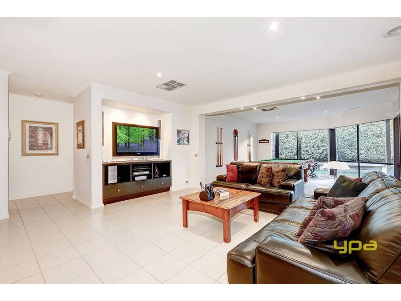 56 Thomas Carr Drive, Tarneit VIC 3029