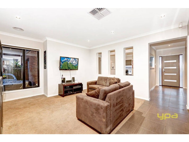 48 Weavers Street, Wyndham Vale VIC 3024