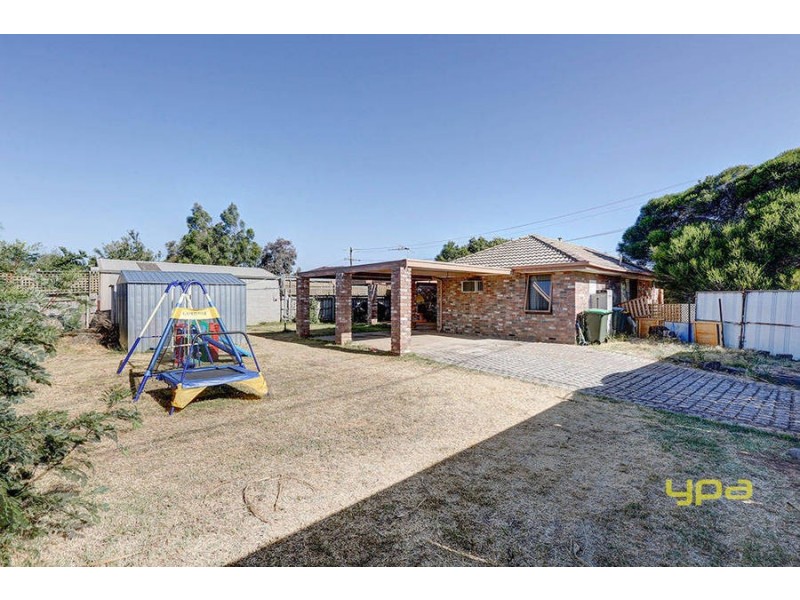 17 Tamarind Crescent, Werribee VIC 3030