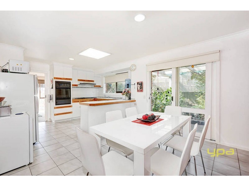 9 Argyle Crescent, Werribee VIC 3030