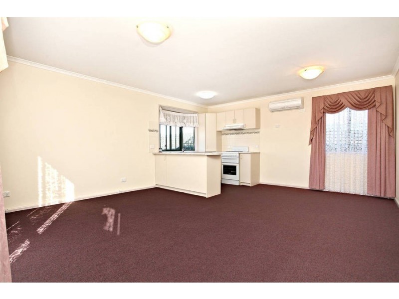 15 Whitsunday Drive, Hoppers Crossing VIC 3029