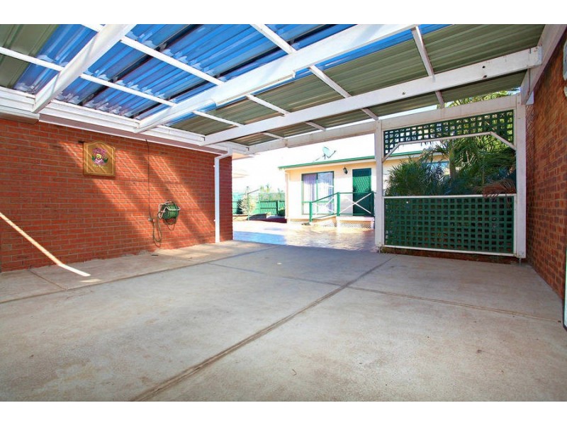 15 Whitsunday Drive, Hoppers Crossing VIC 3029