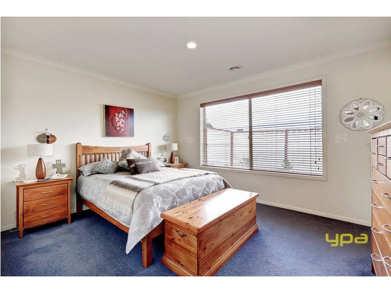 8 St Michael Drive, Tarneit VIC 3029