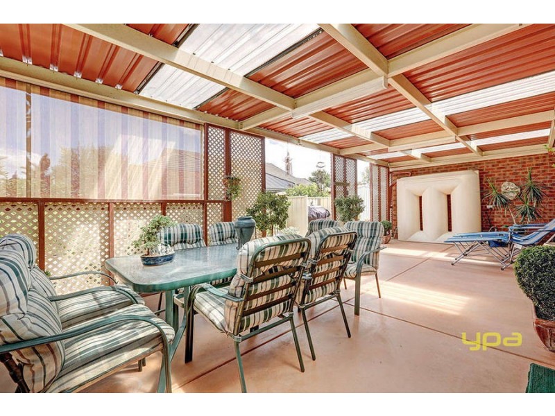 8 St Michael Drive, Tarneit VIC 3029