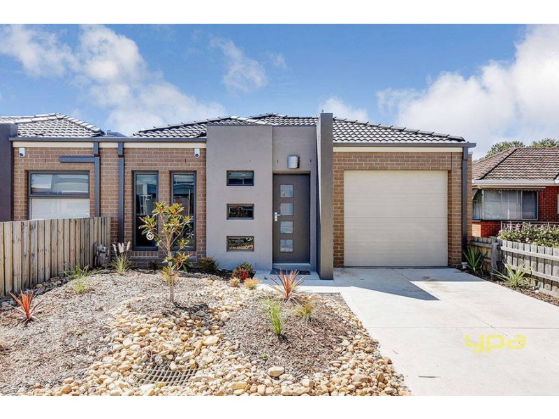 2/9 Barrot Avenue, Hoppers Crossing VIC 3029