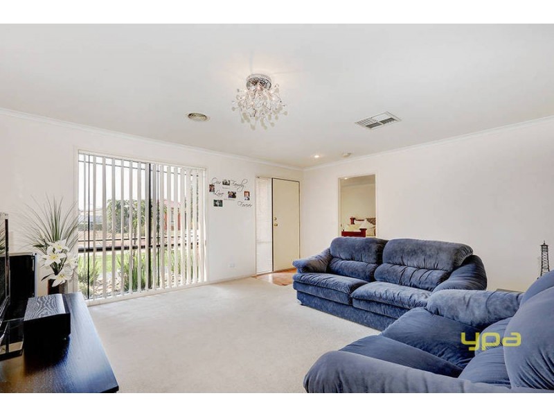 38 Breton Drive, Hoppers Crossing VIC 3029