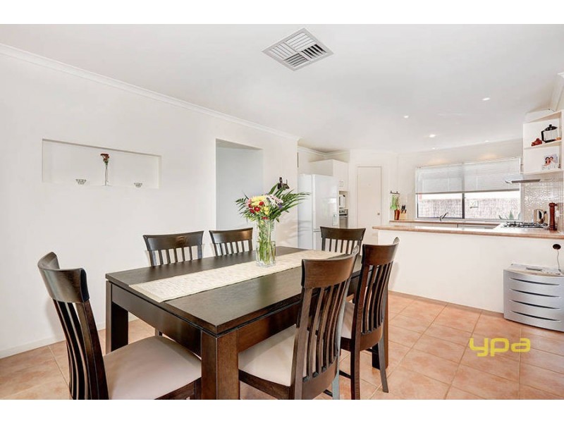 38 Breton Drive, Hoppers Crossing VIC 3029