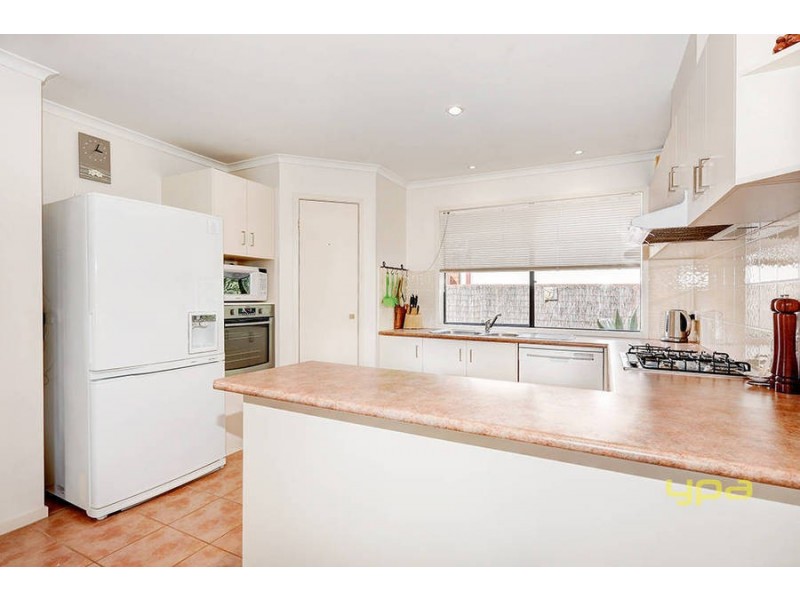 38 Breton Drive, Hoppers Crossing VIC 3029