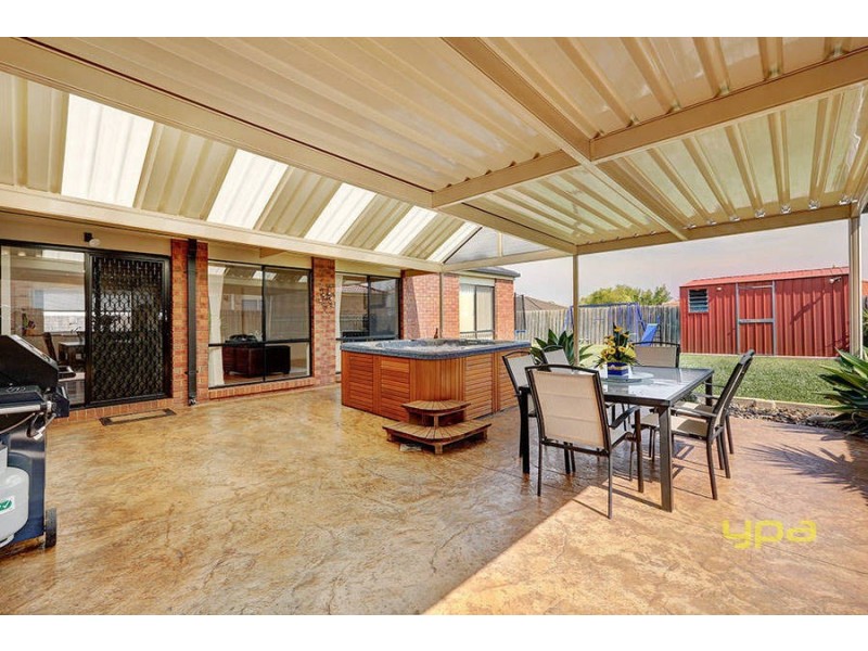 38 Breton Drive, Hoppers Crossing VIC 3029