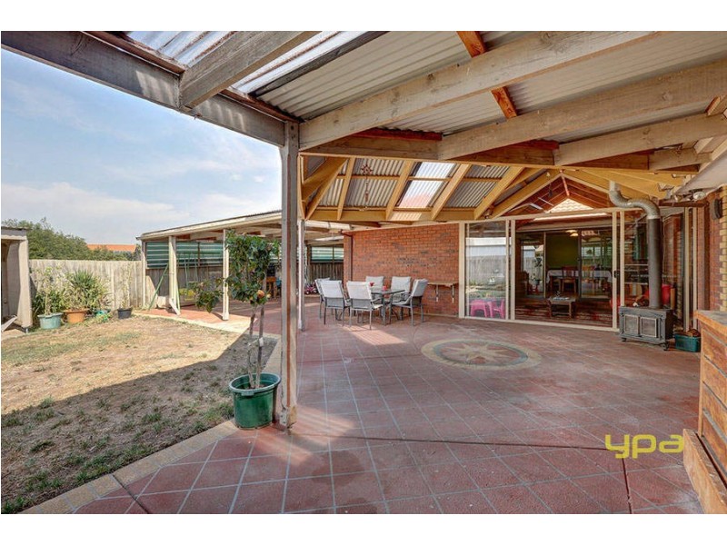3 Mirambeek Road, Hoppers Crossing VIC 3029