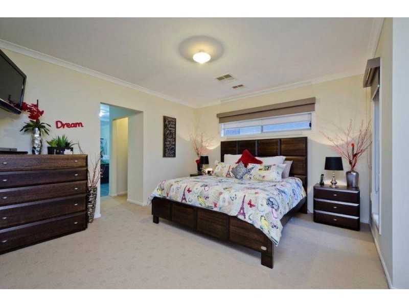 9 Hester Street, Tarneit VIC 3029