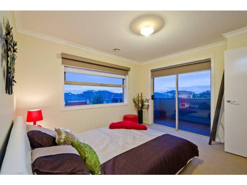 9 Hester Street, Tarneit VIC 3029