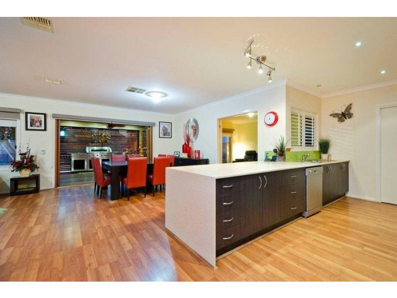 9 Hester Street, Tarneit VIC 3029