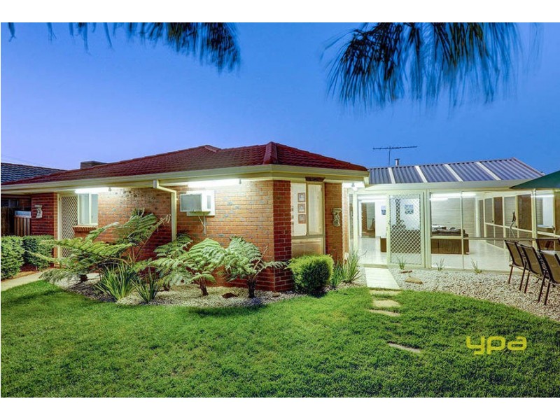 18 Doris Drive, Hoppers Crossing VIC 3029