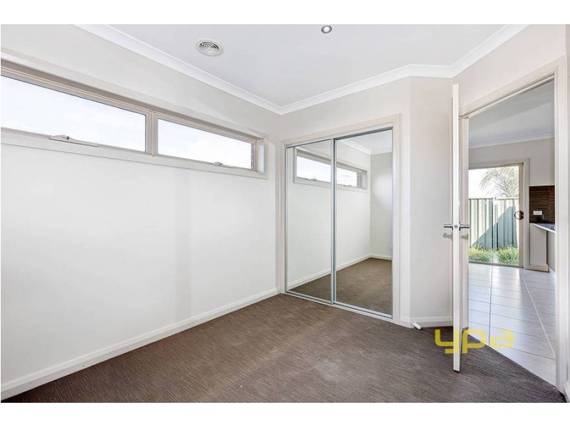 2/24 Brimpton Grove, Wyndham Vale VIC 3024