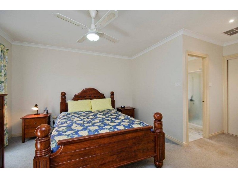 2 & 4 Russell Street, Werribee VIC 3030