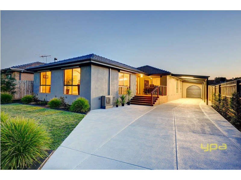 42 Nangiloc Crescent, Werribee VIC 3030
