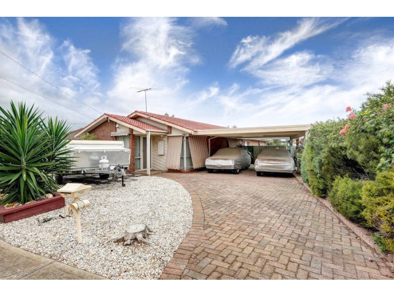 16 Argyle Crescent, Werribee VIC 3030