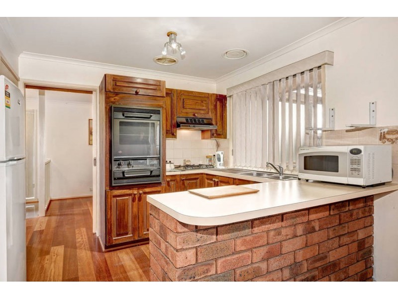 16 Argyle Crescent, Werribee VIC 3030