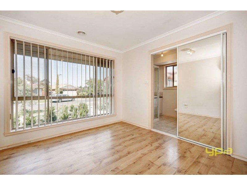 27 Hawthorn Drive, Hoppers Crossing VIC 3029