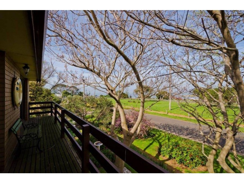 23 Beach Road, Werribee South VIC 3030