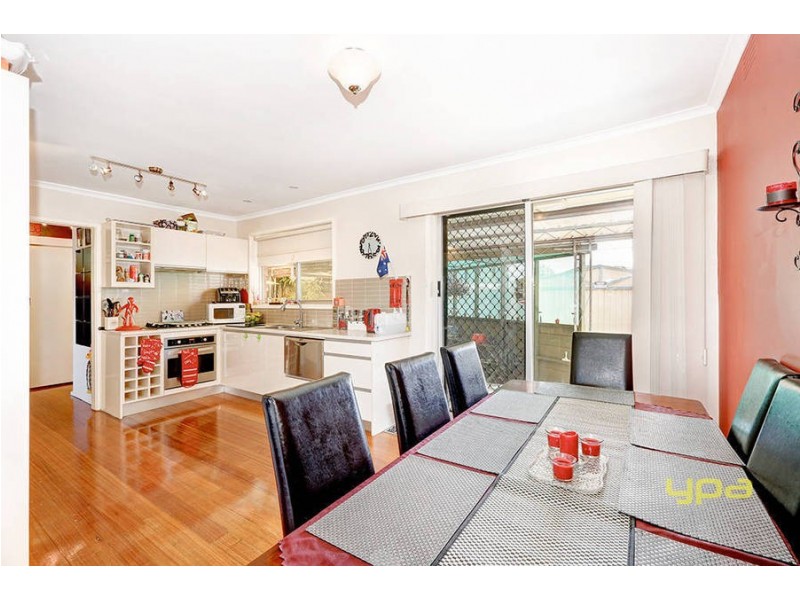 10 Moffatt Crescent, Hoppers Crossing VIC 3029