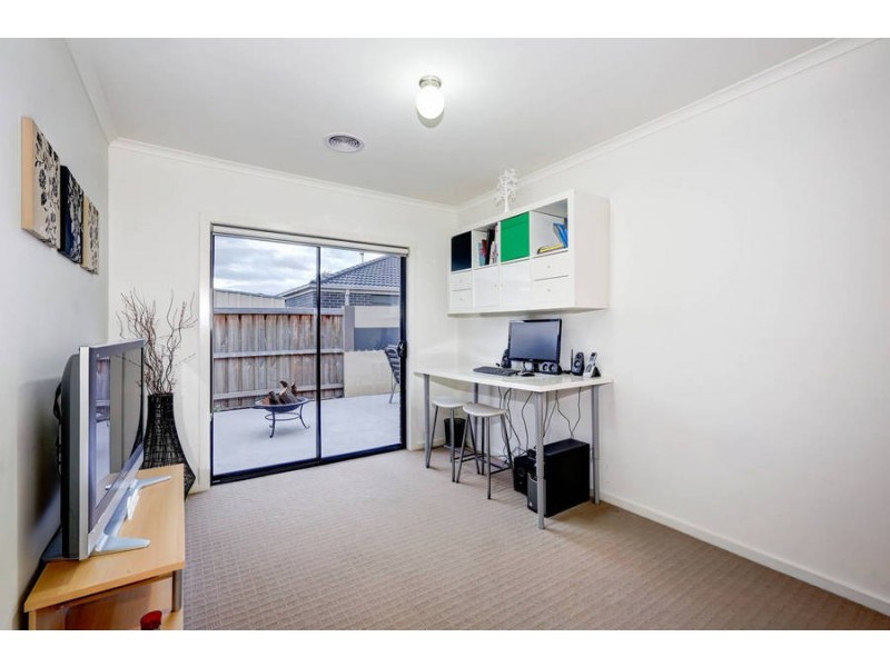 21 Lindrum Outlook, Tarneit VIC 3029