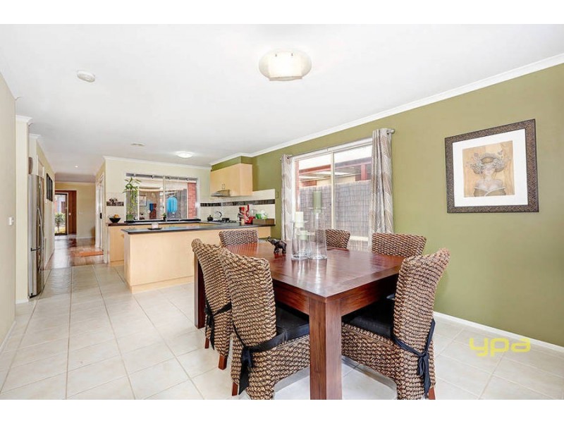 2 Fiona Court, Werribee VIC 3030