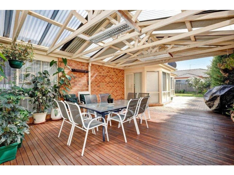 13 Tandarra Drive, Hoppers Crossing VIC 3029
