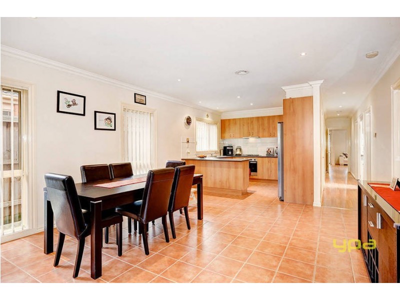 2/20 Cootamundra Court, Werribee VIC 3030