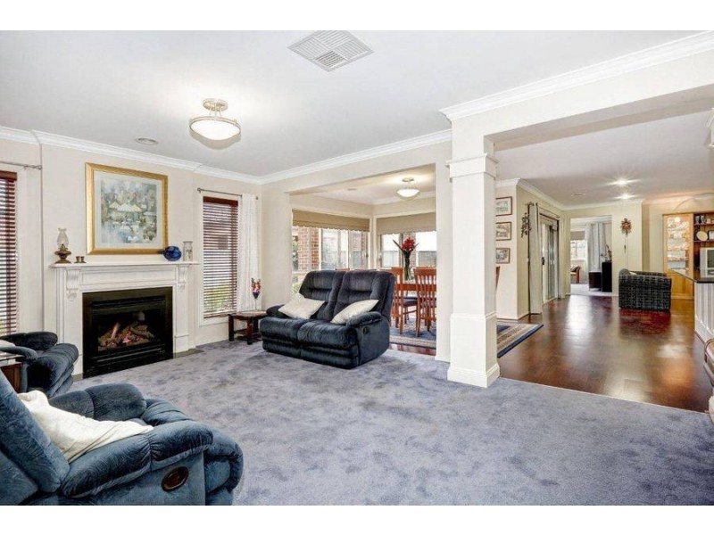 12 Blue Jay Crescent, Tarneit VIC 3029