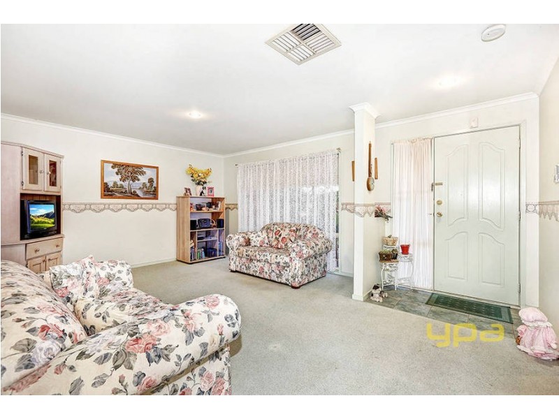 43 Ashton Crescent, Hoppers Crossing VIC 3029