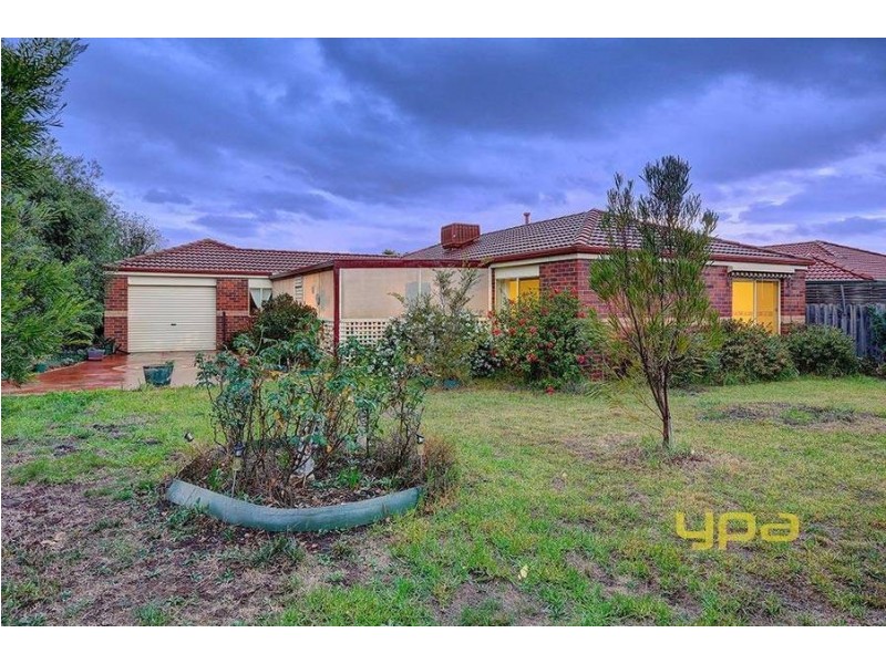 43 Ashton Crescent, Hoppers Crossing VIC 3029