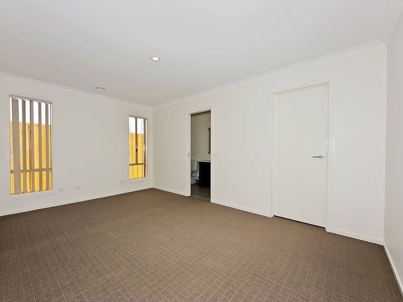 28 Morgan Crescent, Werribee VIC 3030