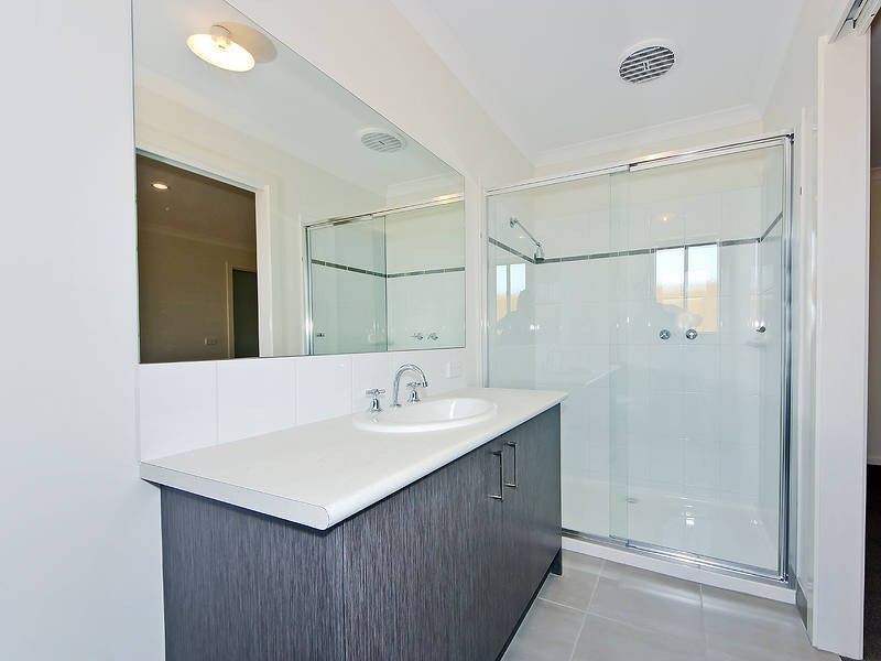 28 Morgan Crescent, Werribee VIC 3030