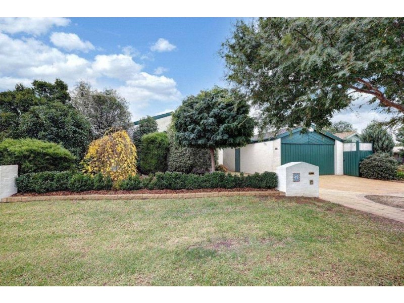 49 Doris Drive, Hoppers Crossing VIC 3029