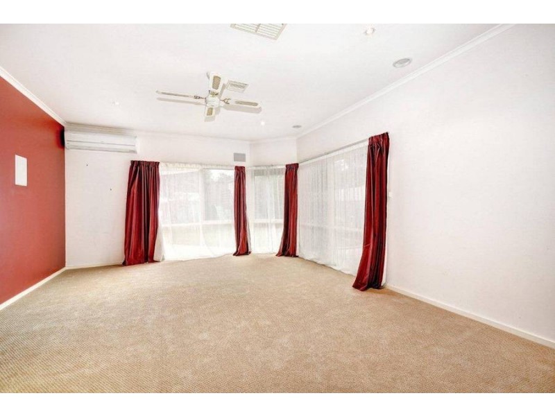 49 Doris Drive, Hoppers Crossing VIC 3029