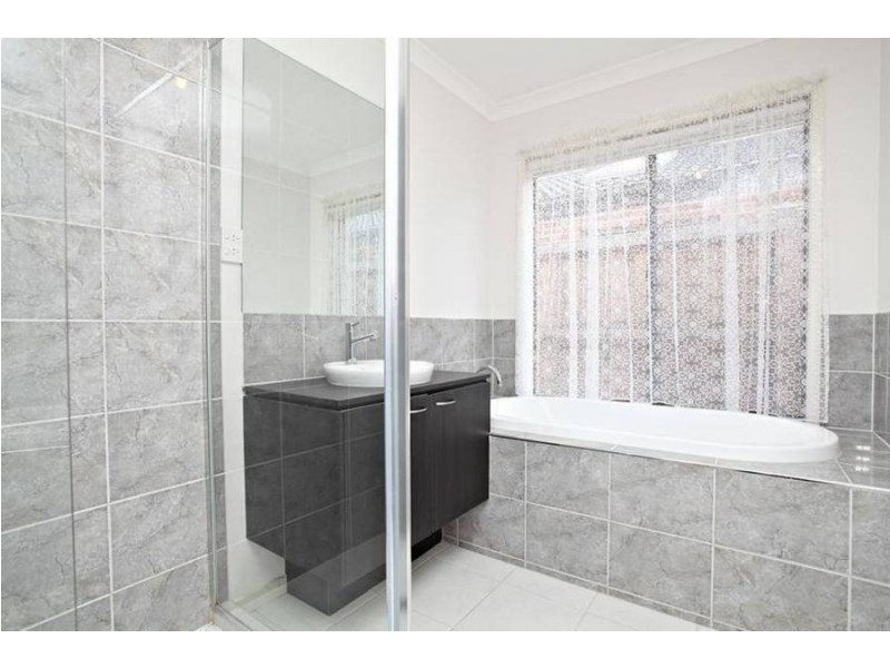 4 Vive Street, Tarneit VIC 3029