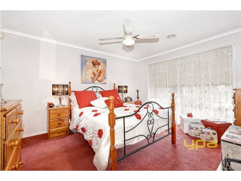 16 Alexandria Way, Werribee VIC 3030