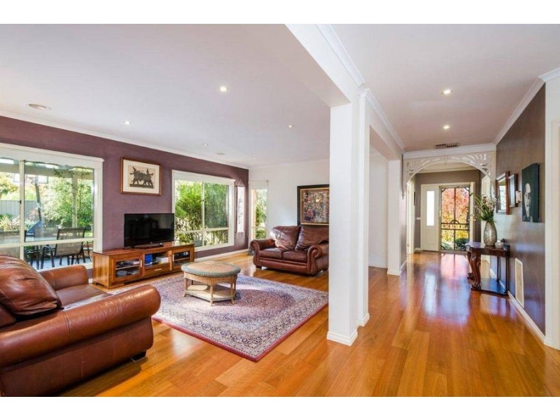 15 McPherson Place, Werribee VIC 3030