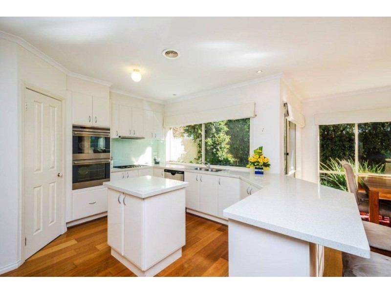 15 McPherson Place, Werribee VIC 3030